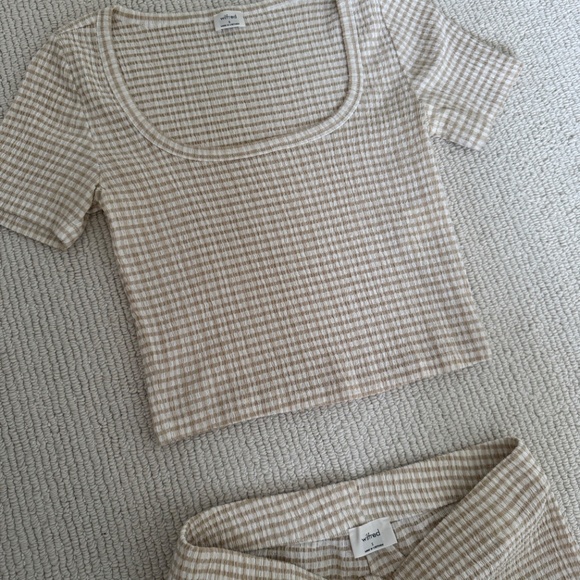 Wilfred Yacht T-Shirt - Picture 2 of 2